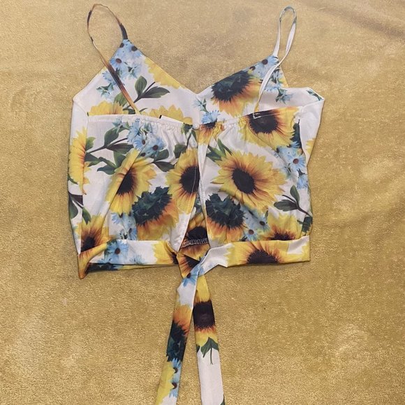 Sun Flower Tie Back Tank Crop Top - Picture 2 of 4